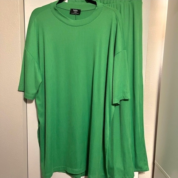 Dressed In Lala Lex Ribbed Playsuit In GREEN - Picture 2 of 5